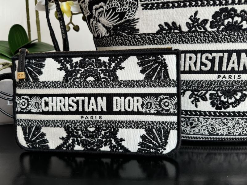 Dior Shopping Bags